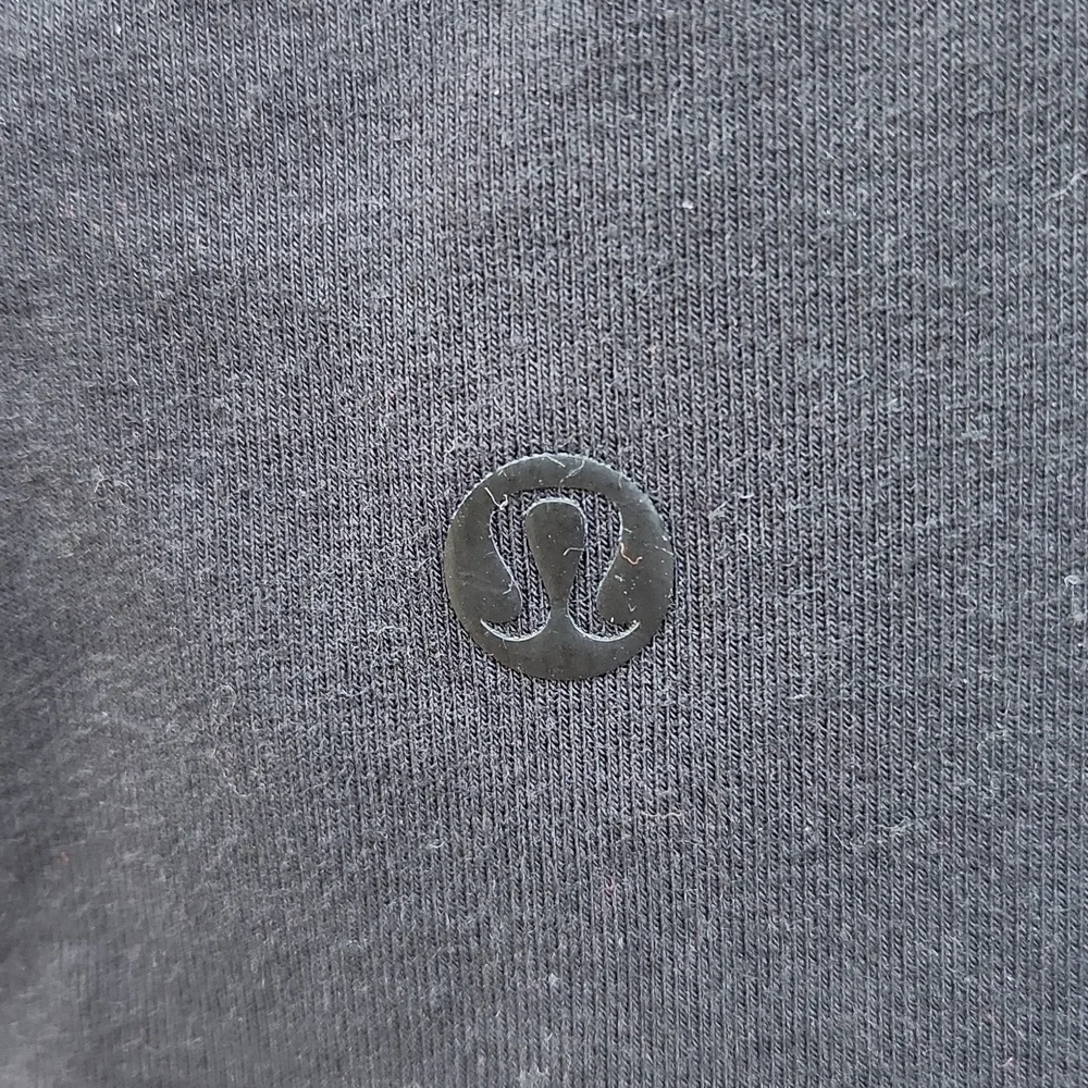 Lululemon A Cut Above Short Sleeve Crewneck Slit Sweatshirt Black 6